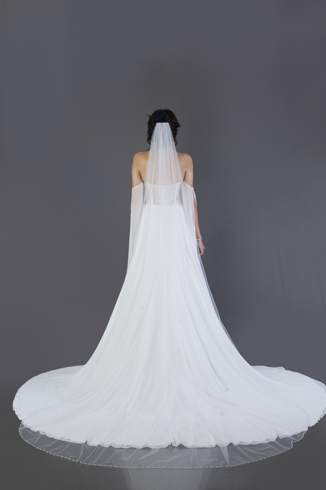 wedding-accessories-2018-veil-crystal-cove-chapel